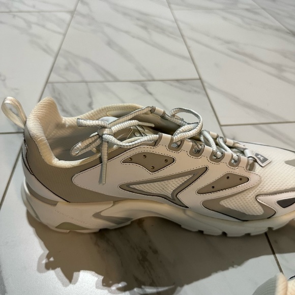 Louis Vuitton White and Gray Sneakers - Picture 5 of 11